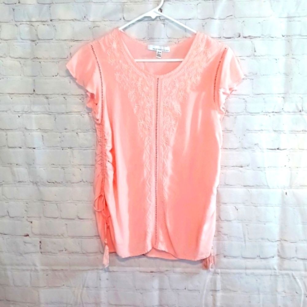 Fourteen Place Womans Pink Embroidery Sleeveless Blouse sz M